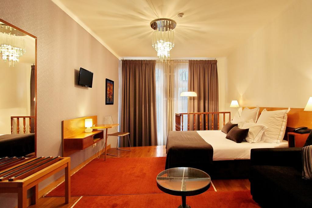 Hotel Mestre De Avis Гимарайнш Экстерьер фото