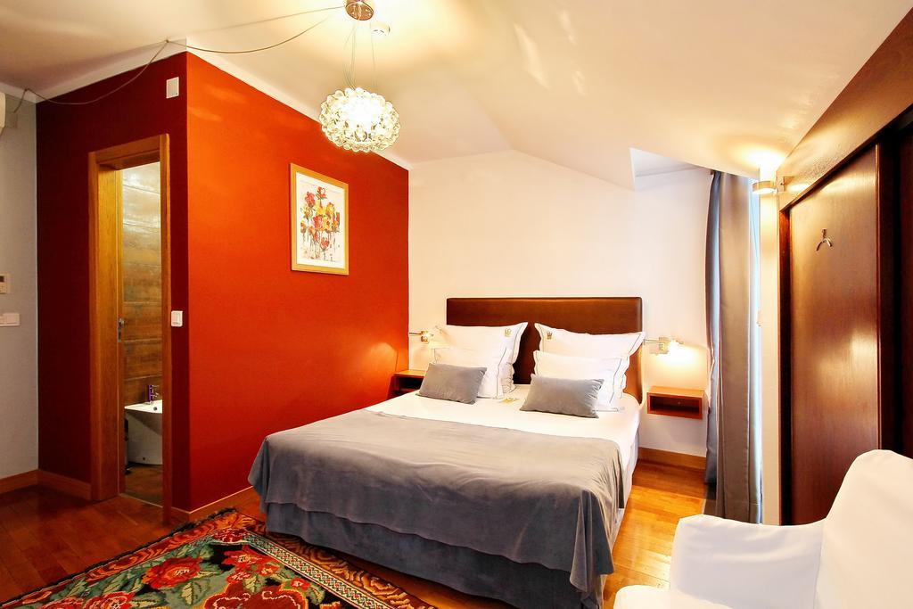Hotel Mestre De Avis Гимарайнш Номер фото