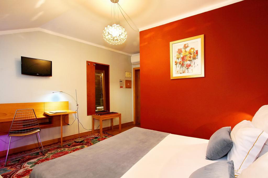 Hotel Mestre De Avis Гимарайнш Номер фото